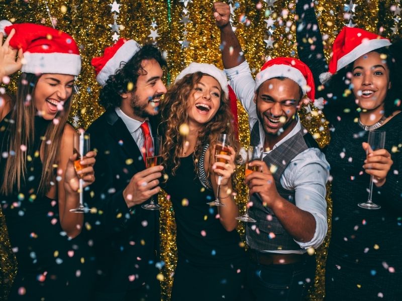 Wonderful Theme For Your Christmas Party - Main