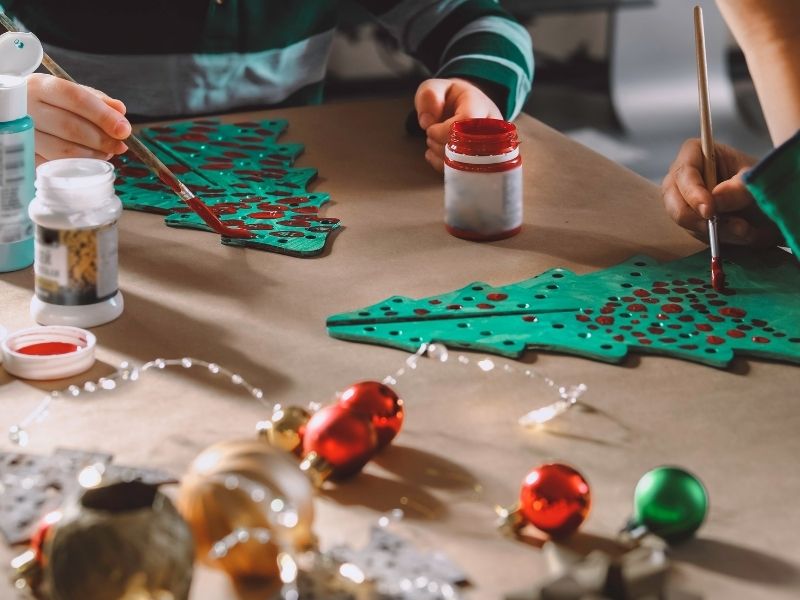 Wonderful Themes For Your Christmas Party - DIY Decor